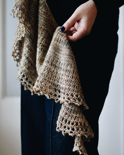 Seraphic Shawlette
