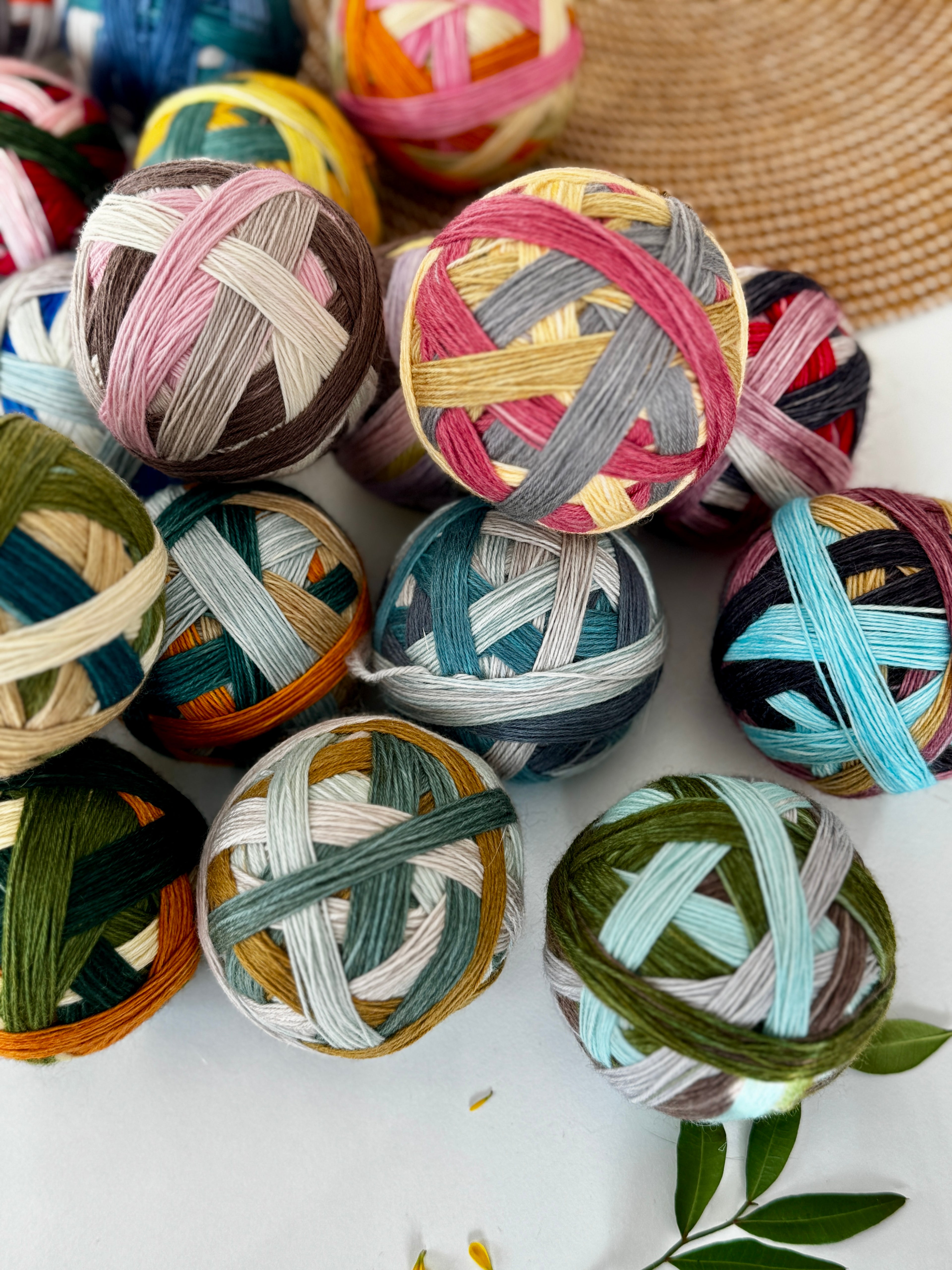 Sphaera Soccus — Bolas artesanales • Fingering